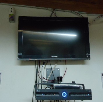 Televisor LCD 32 Pulgadas con conexión a Direct Tv